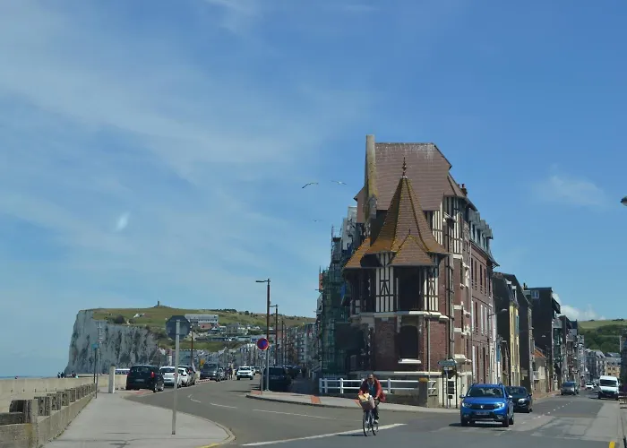 Hotel Athéna - Le Tréport 2*