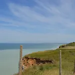 Le Treport Отель